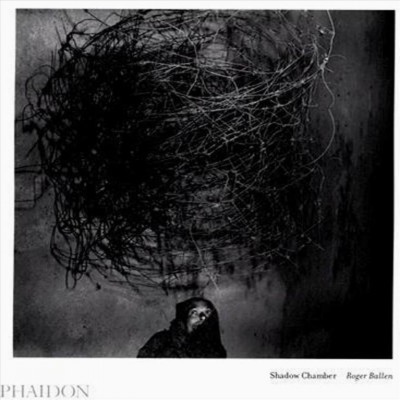 Shadow chamber / Roger Ballen.